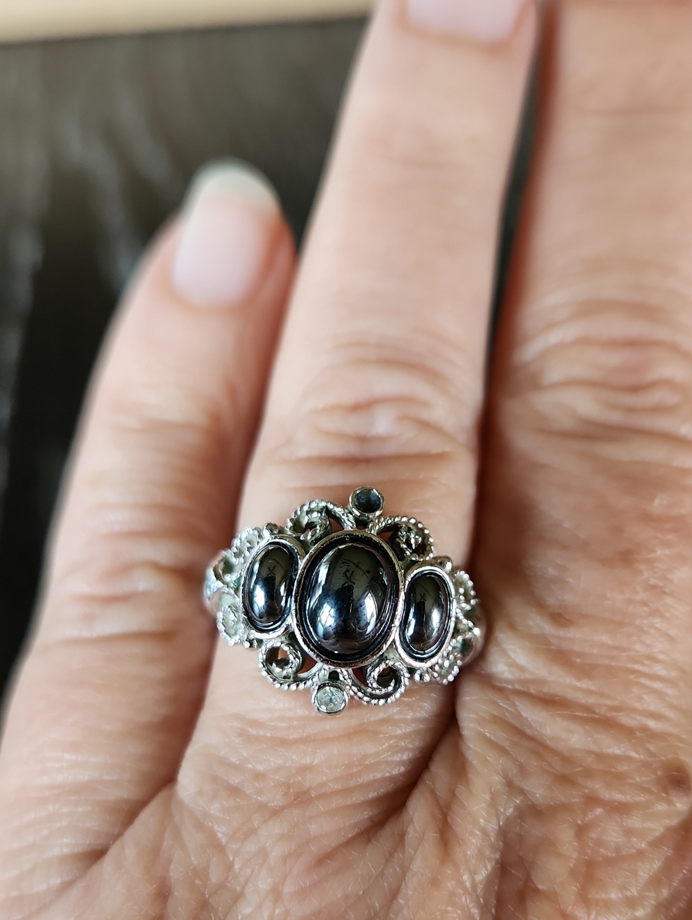 Avon Silver Ring with Black Cabochons
